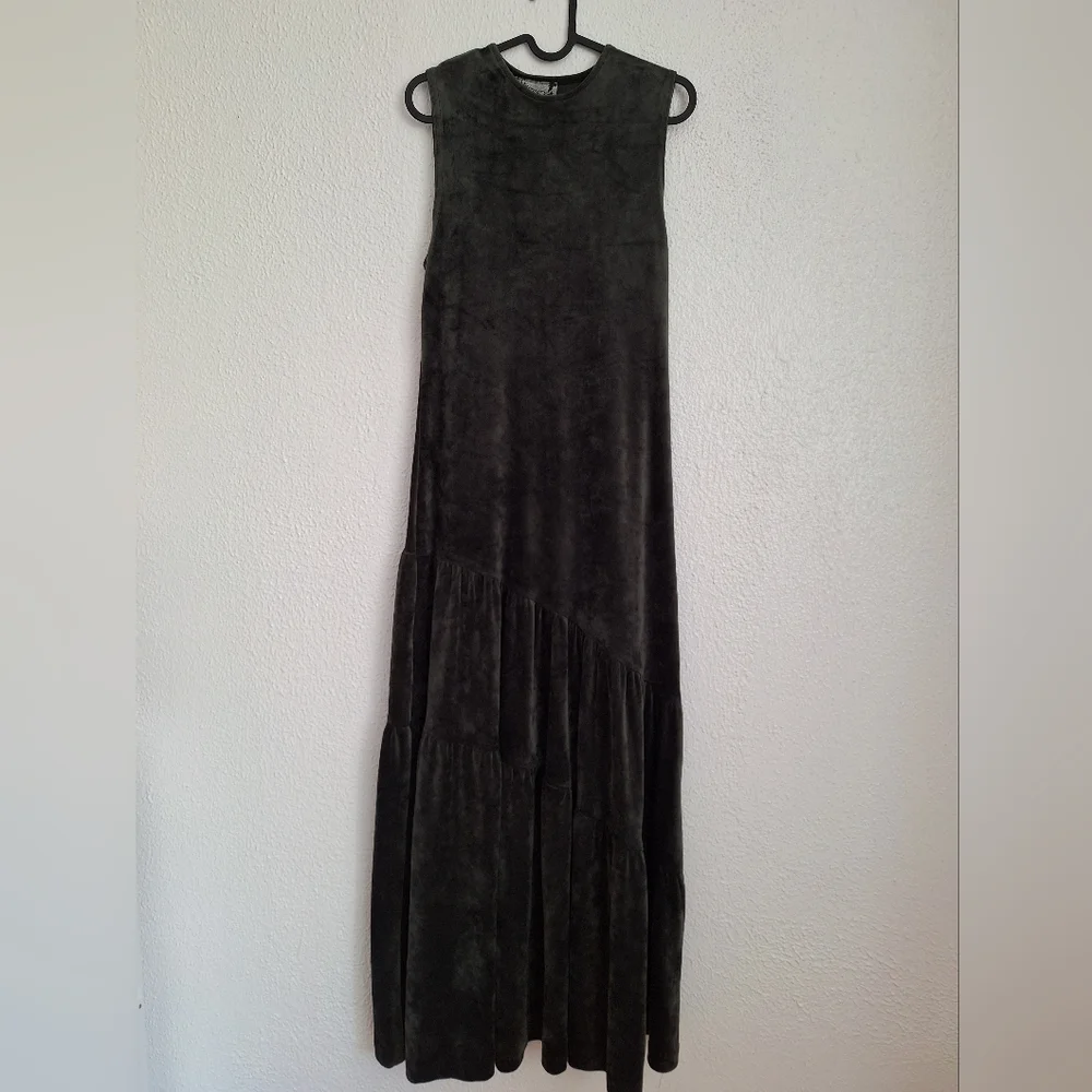 SPARROW Green Olive Mock Neck Sleeveless Velvet Maxi Gown - Picture 1 of 6
